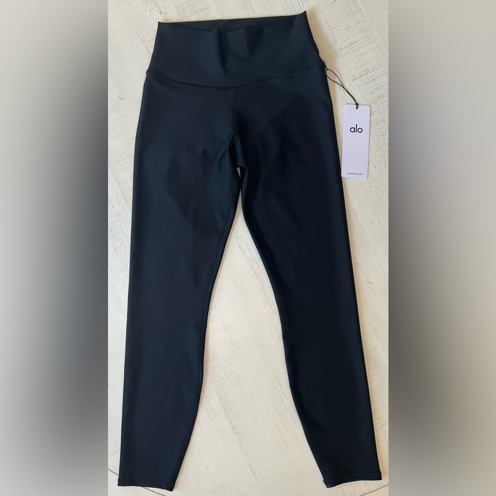 ALO Yoga Classic Black Leggings - Picture 5 of 8